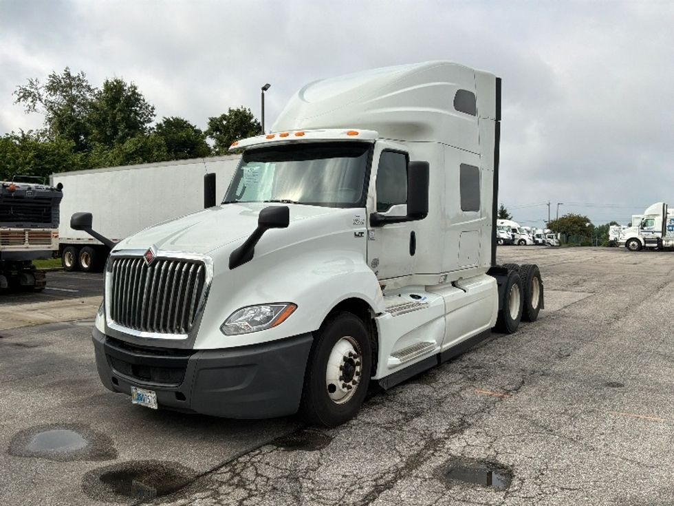 Sleeper Tractor-Heavy Duty Tractors-International-2019-LT625-Piqua-OH-359,526\n\t\tmiles-$ 52,500 - Image 3