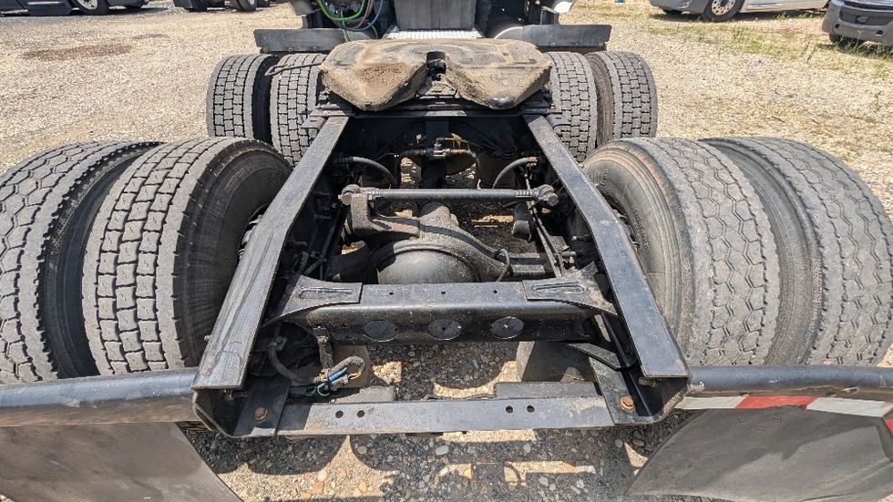 Sleeper Tractor-Heavy Duty Tractors-International-2019-LT625-Suwanee-GA-219,541\n\t\tmiles-$ 57,750 - Image 6