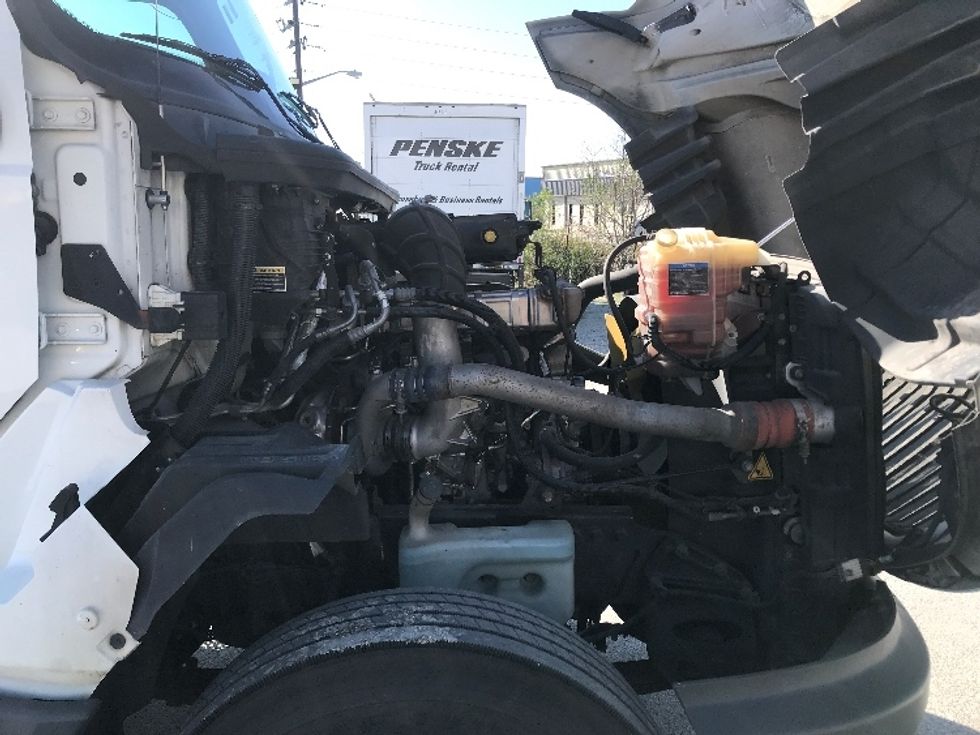 Sleeper Tractor-Heavy Duty Tractors-International-2019-LT625-Tampa-FL-451,248\n\t\tmiles-$ 32,500 - Image 20