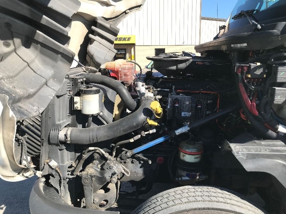 Sleeper Tractor-Heavy Duty Tractors-International-2019-LT625-Tampa-FL-451,248\n\t\tmiles-$ 32,500 - Image 21