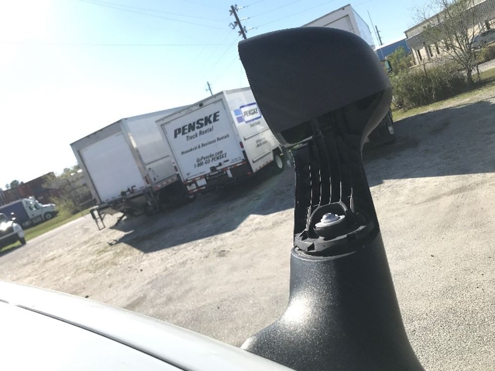 Sleeper Tractor-Heavy Duty Tractors-International-2019-LT625-Tampa-FL-451,248\n\t\tmiles-$ 32,500 - Image 26