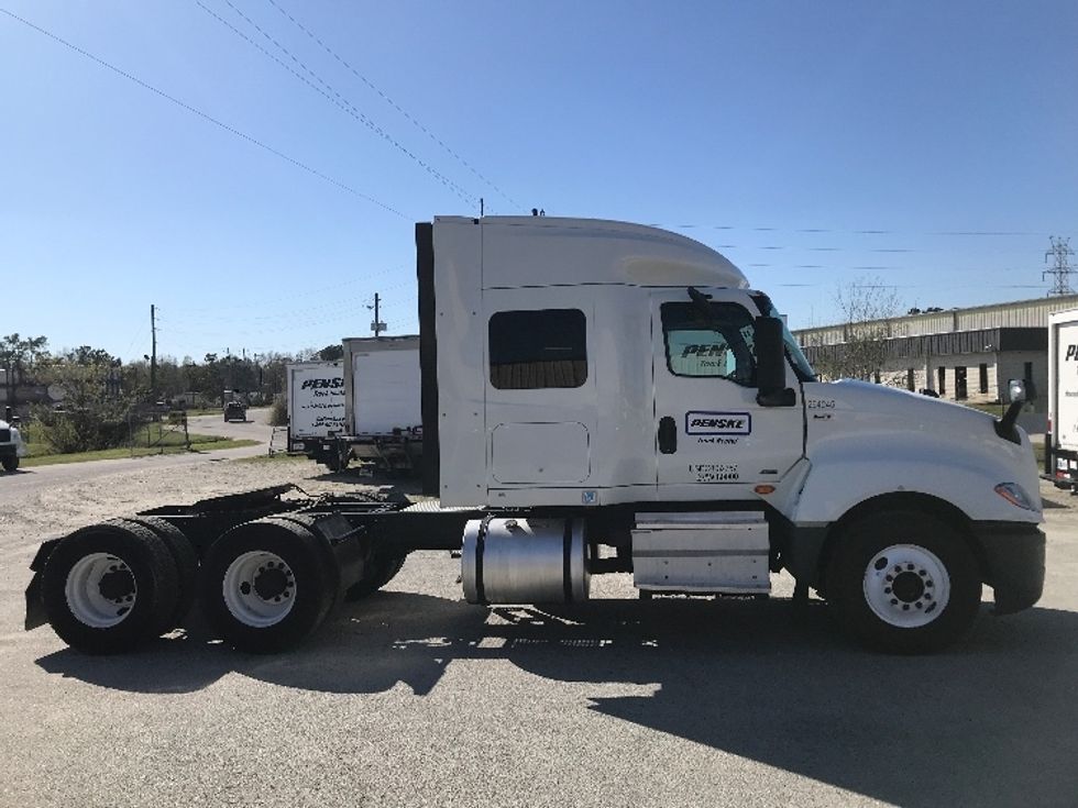 Sleeper Tractor-Heavy Duty Tractors-International-2019-LT625-Tampa-FL-451,248\n\t\tmiles-$ 32,500 - Image 8