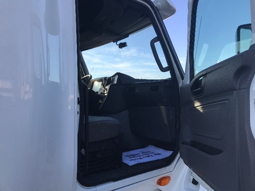 Sleeper Tractor-Heavy Duty Tractors-International-2019-LT625-Watertown-NY-363,971\n\t\tmiles-$ 55,250 - Image 11