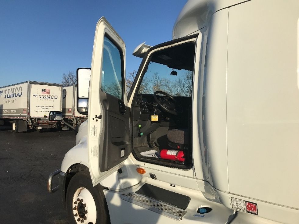 Sleeper Tractor-Heavy Duty Tractors-International-2019-LT625-Watertown-NY-363,971\n\t\tmiles-$ 55,250 - Image 9