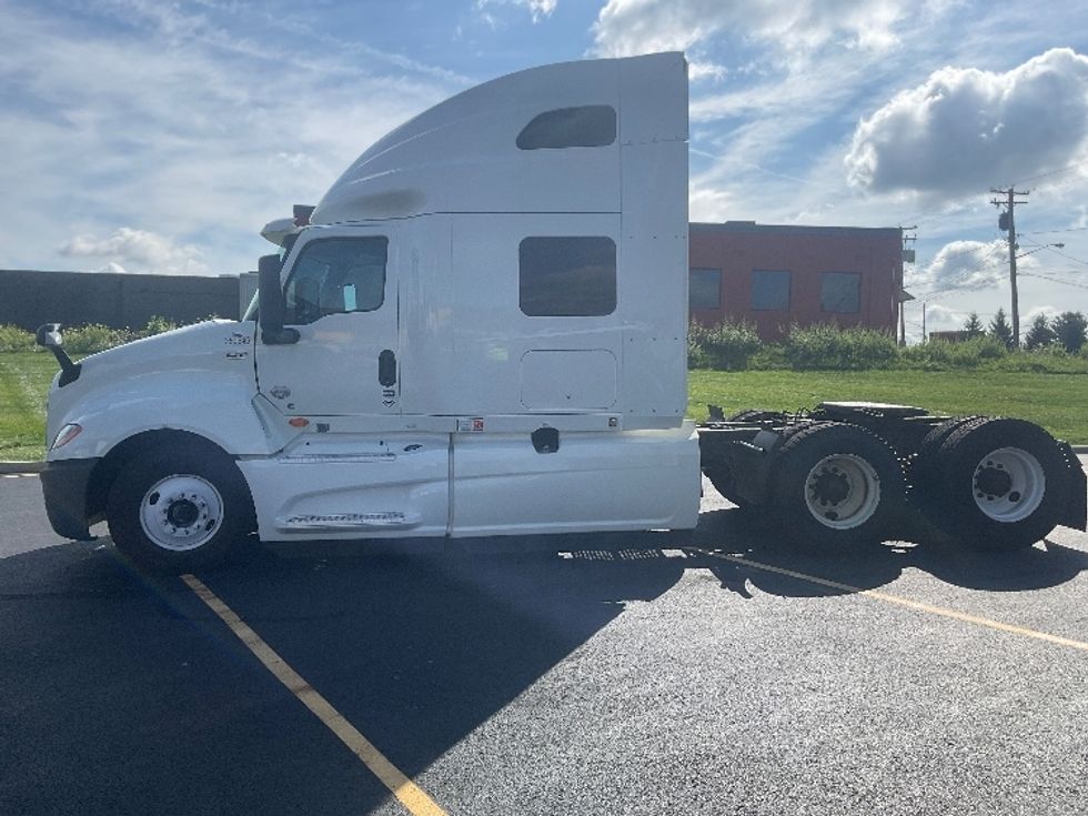 Sleeper Tractor-Heavy Duty Tractors-International-2020-LT625-Akron-OH-342,767\n\t\tmiles-$ 59,000 - Image 4