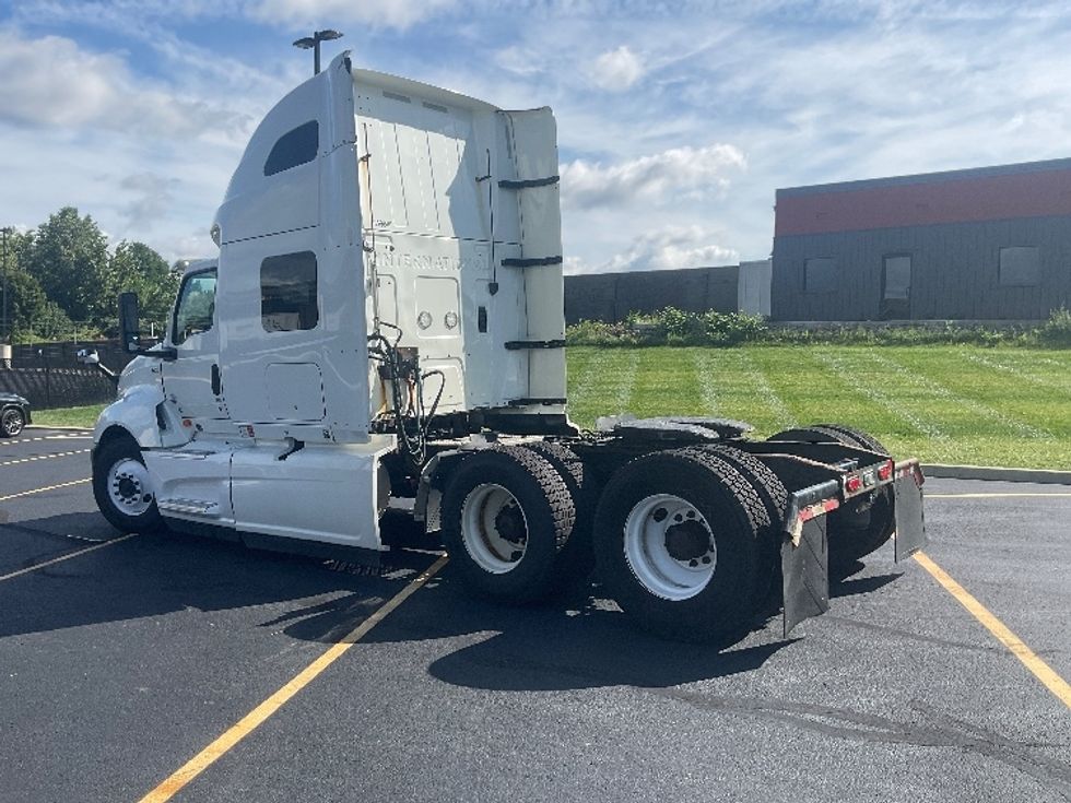 Sleeper Tractor-Heavy Duty Tractors-International-2020-LT625-Akron-OH-342,767\n\t\tmiles-$ 59,000 - Image 5