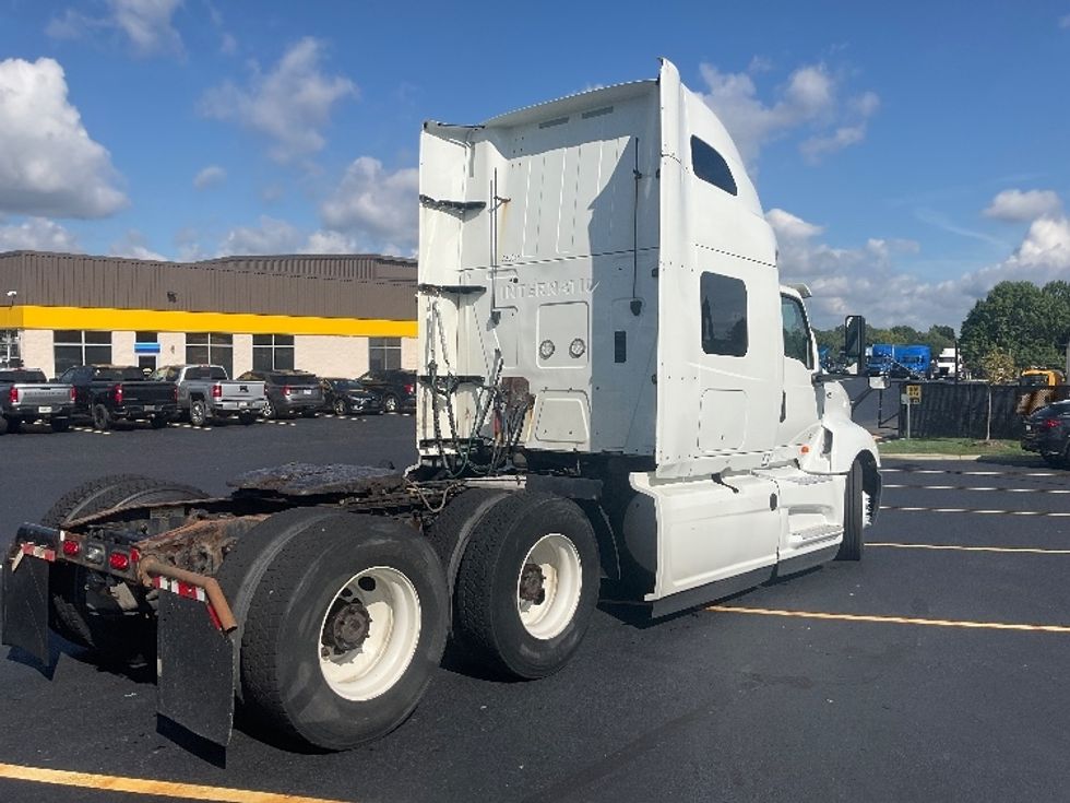 Sleeper Tractor-Heavy Duty Tractors-International-2020-LT625-Akron-OH-342,767\n\t\tmiles-$ 59,000 - Image 7