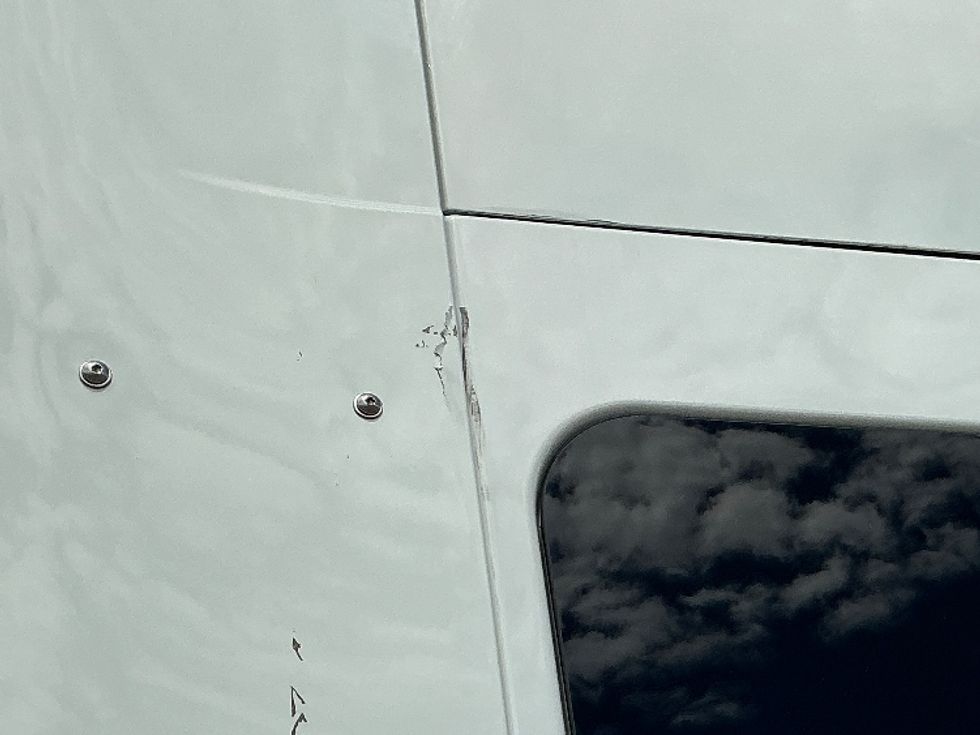 Sleeper Tractor-Heavy Duty Tractors-International-2020-LT625-Asheville-NC-384,489\n\t\tmiles-$ 55,000 - Image 25