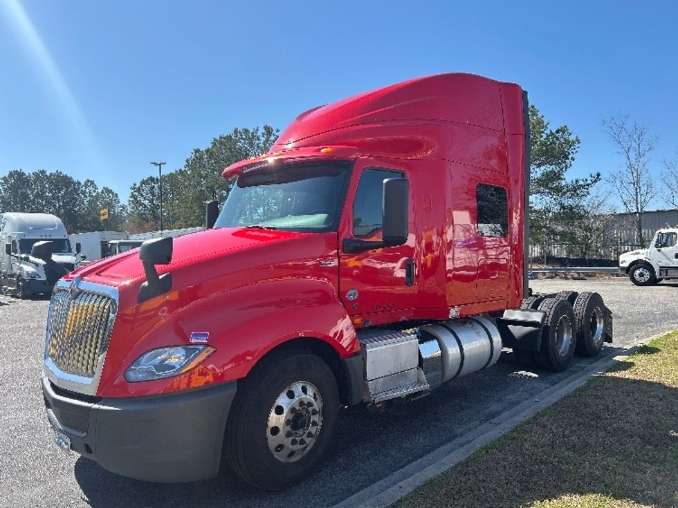 2020 International LT625 LT photo 3