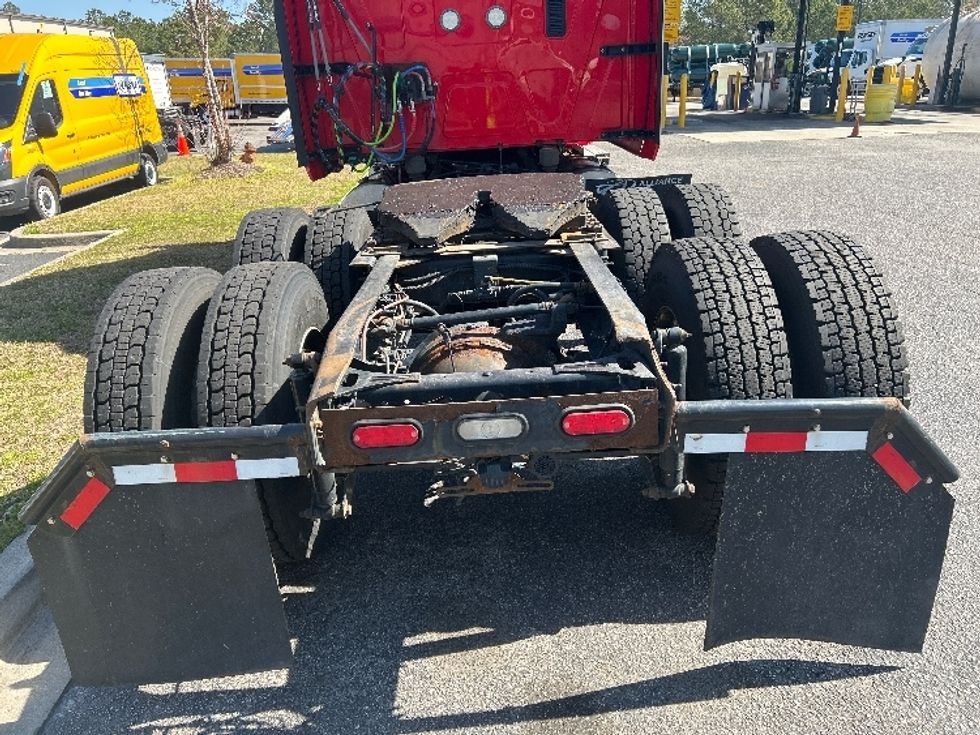 2020 International LT625 LT photo 6