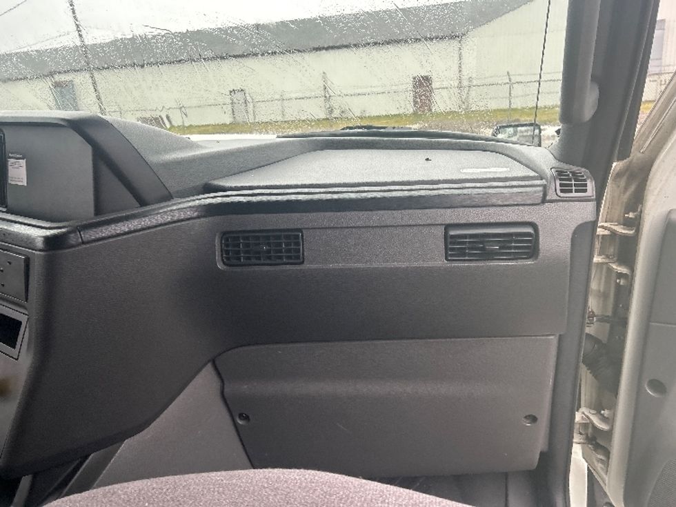 Sleeper Tractor-Heavy Duty Tractors-International-2020-LT625-Avon Lake-OH-403,494\n\t\tmiles-$ 60,500 - Image 14