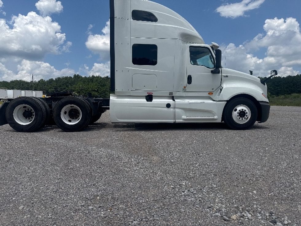 Sleeper Tractor-Heavy Duty Tractors-International-2020-LT625-Birmingham-AL-445,636\n\t\tmiles-$ 55,750 - Image 8