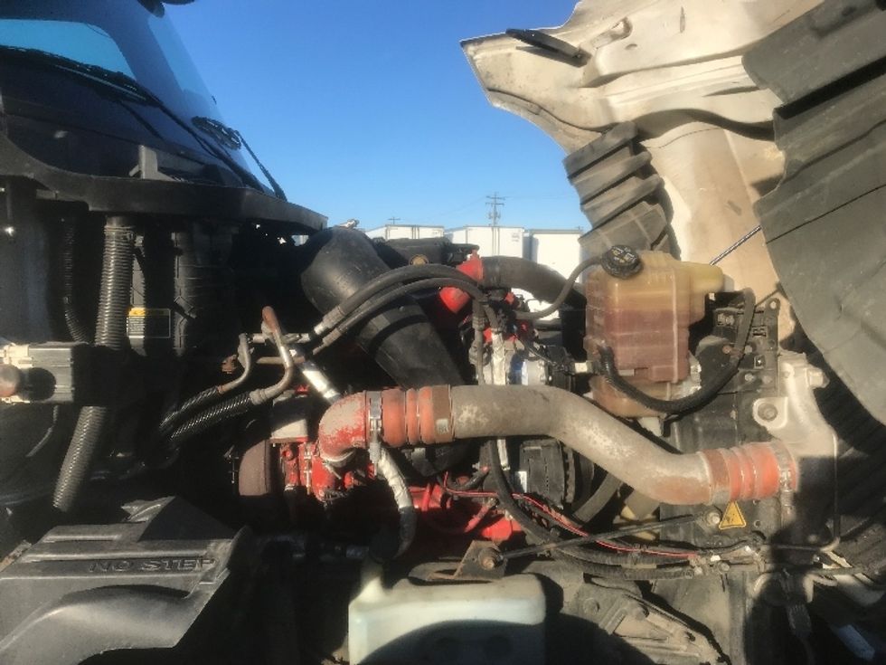 Sleeper Tractor-Heavy Duty Tractors-International-2020-LT625-Brooklyn Park-MN-600,049\n\t\tmiles-$ 36,250 - Image 20