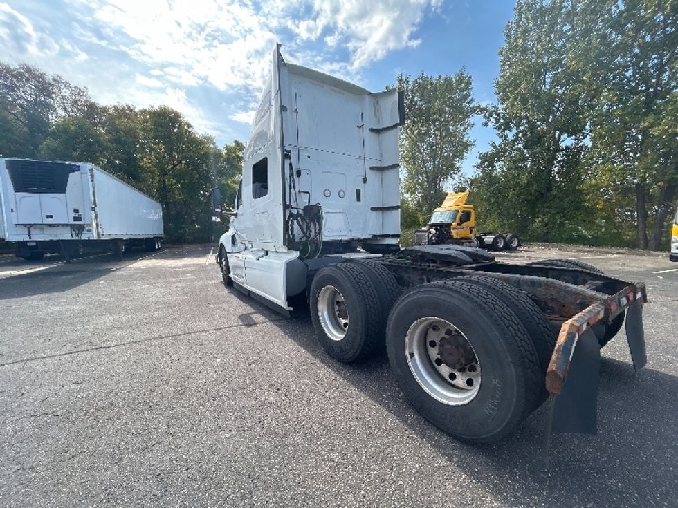 Sleeper Tractor-Heavy Duty Tractors-International-2020-LT625-Brooklyn Park-MN-691,341\n\t\tmiles-$ 32,750 - Image 5