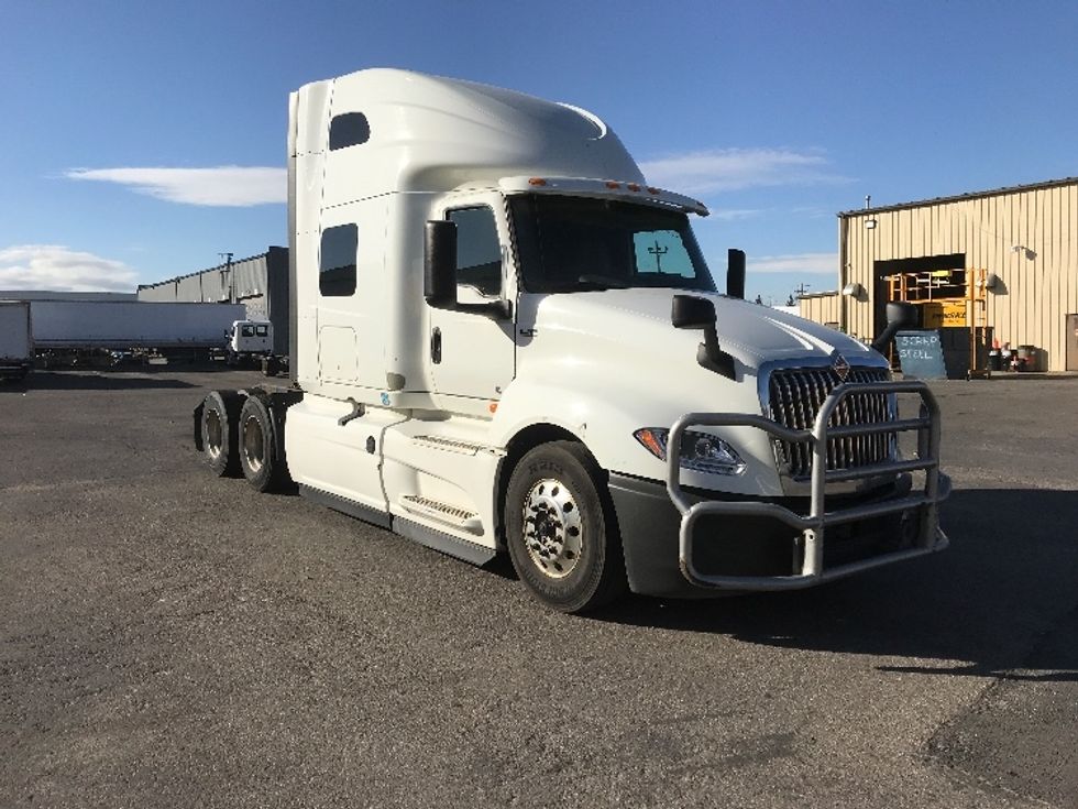 Sleeper Tractor-Heavy Duty Tractors-International-2020-LT625-Calgary-AB-738,161\n\t\tkm-$ 66,500 - Image 1