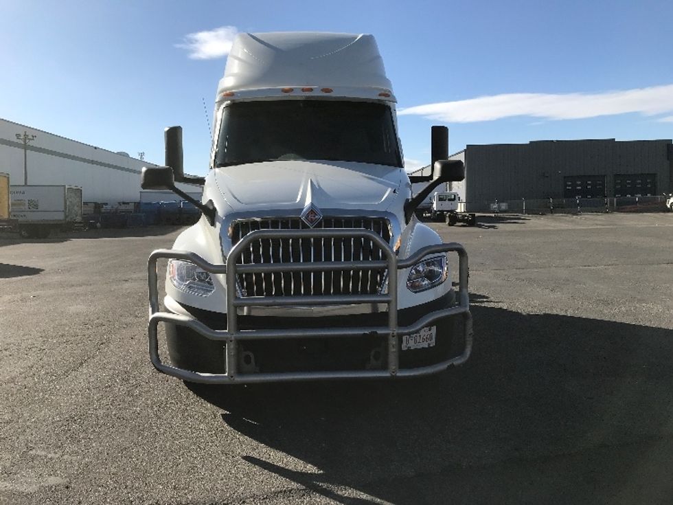 Sleeper Tractor-Heavy Duty Tractors-International-2020-LT625-Calgary-AB-738,161\n\t\tkm-$ 66,500 - Image 2