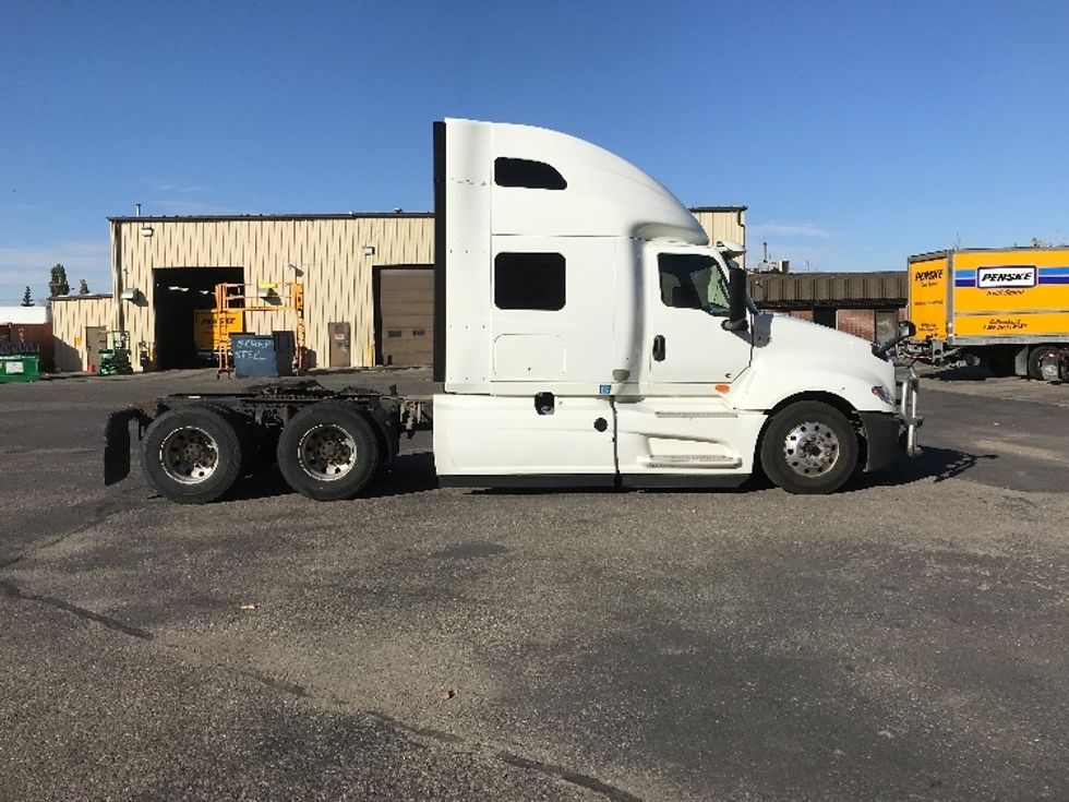 Sleeper Tractor-Heavy Duty Tractors-International-2020-LT625-Calgary-AB-738,161\n\t\tkm-$ 66,500 - Image 8