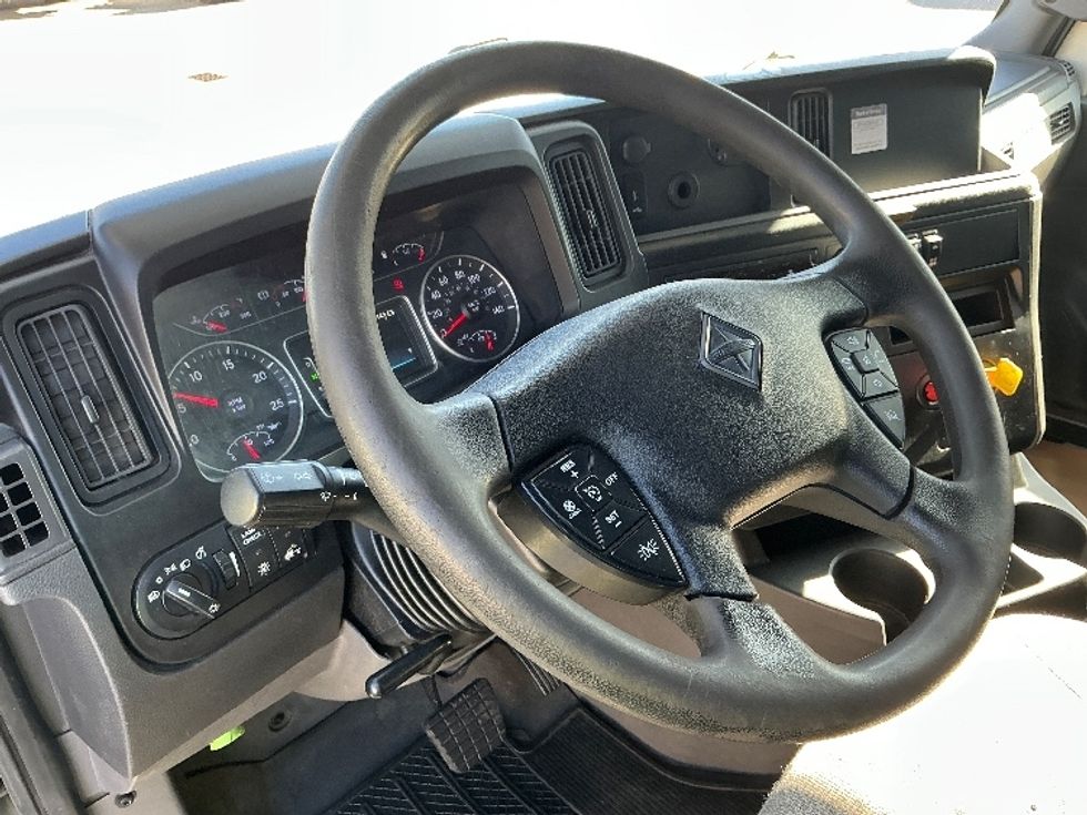 Sleeper Tractor-Heavy Duty Tractors-International-2020-LT625-Calgary-AB-758,500\n\t\tkm-$ 65,500 - Image 10