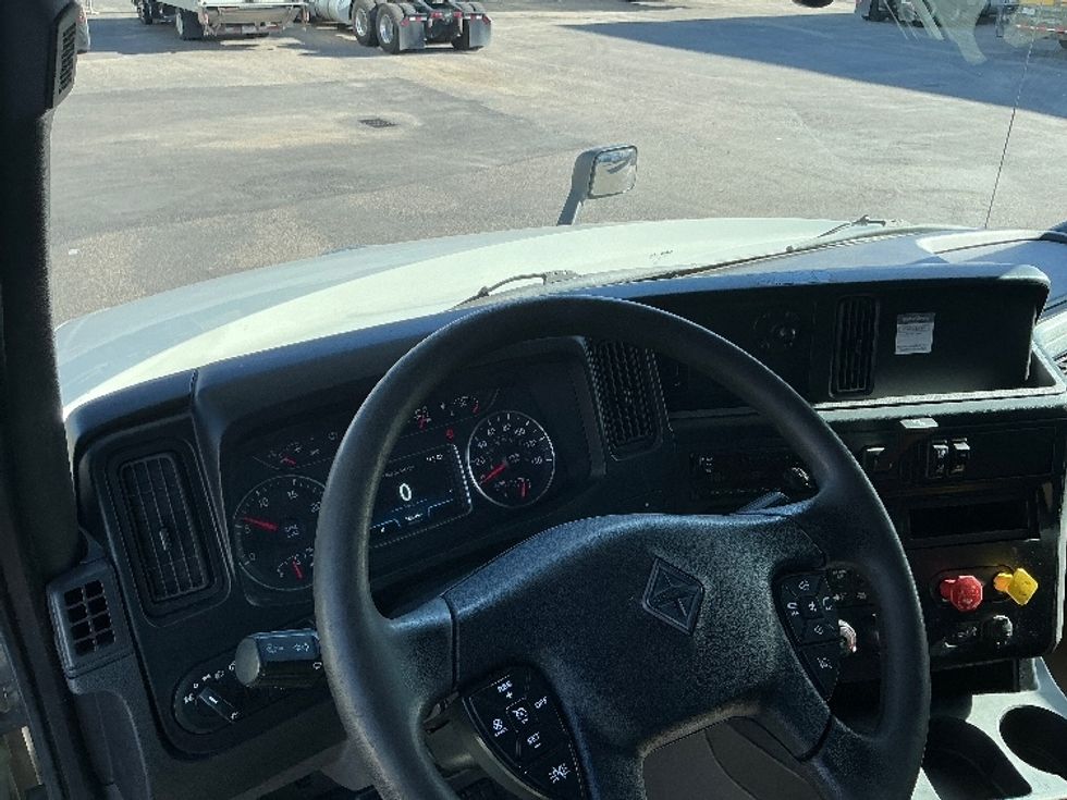 Sleeper Tractor-Heavy Duty Tractors-International-2020-LT625-Calgary-AB-758,500\n\t\tkm-$ 65,500 - Image 11