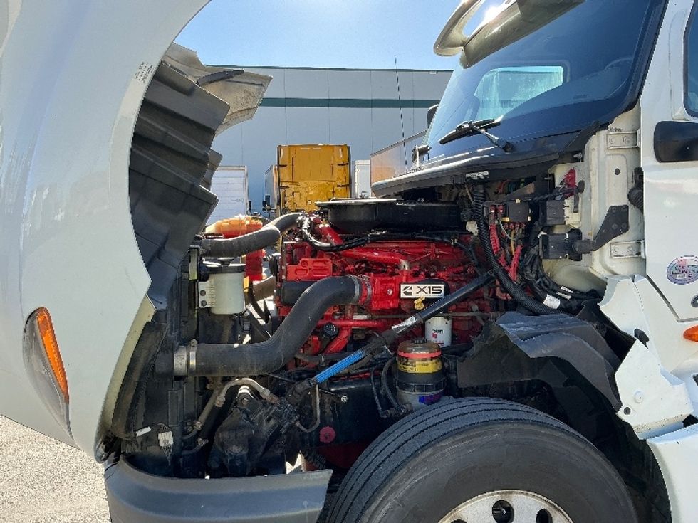 Sleeper Tractor-Heavy Duty Tractors-International-2020-LT625-Calgary-AB-758,500\n\t\tkm-$ 65,500 - Image 21