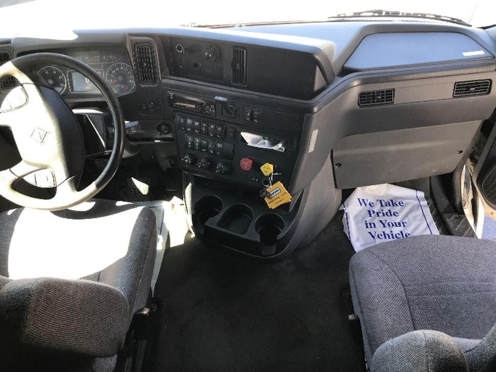 Sleeper Tractor-Heavy Duty Tractors-International-2020-LT625-Charlotte-NC-620,611\n\t\tmiles-$ 37,500 - Image 12