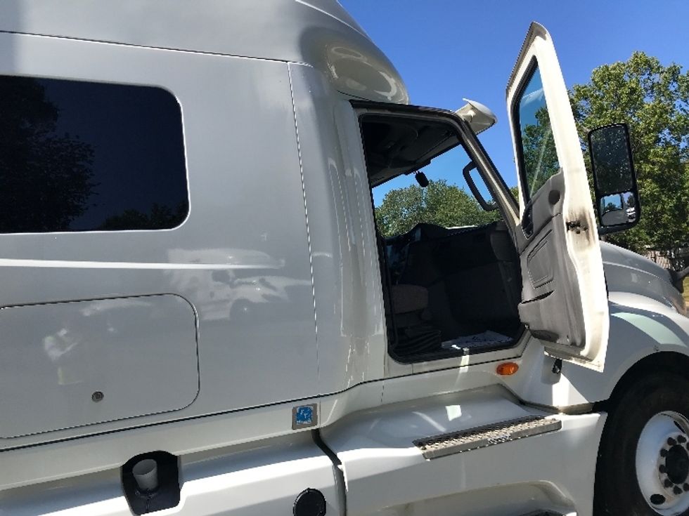 Sleeper Tractor-Heavy Duty Tractors-International-2020-LT625-Charlotte-NC-620,611\n\t\tmiles-$ 37,500 - Image 13