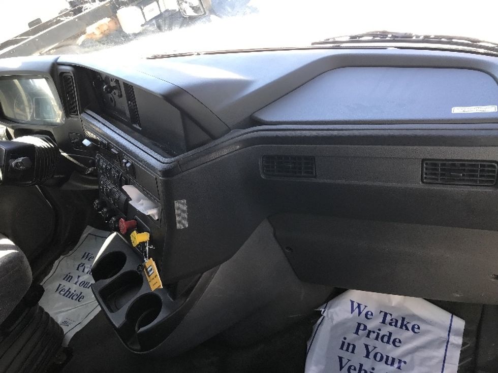 Sleeper Tractor-Heavy Duty Tractors-International-2020-LT625-Charlotte-NC-620,611\n\t\tmiles-$ 37,500 - Image 14