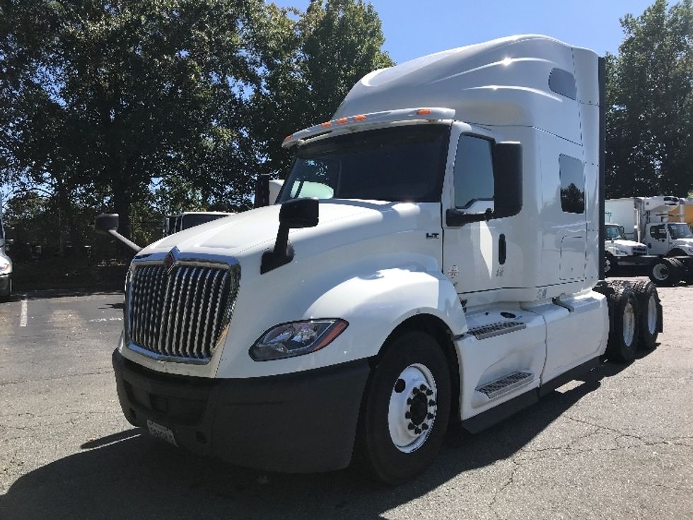 Sleeper Tractor-Heavy Duty Tractors-International-2020-LT625-Charlotte-NC-620,611\n\t\tmiles-$ 37,500 - Image 3
