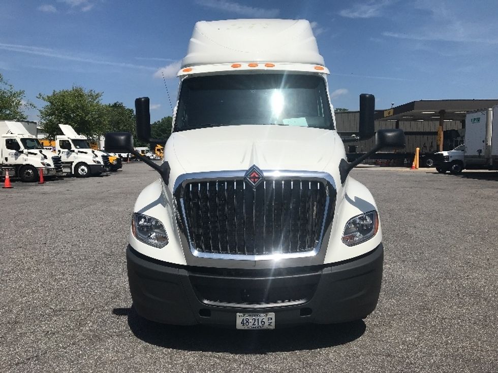 Sleeper Tractor-Heavy Duty Tractors-International-2020-LT625-Chesapeake-VA-679,707\n\t\tmiles-$ 37,750 - Image 2