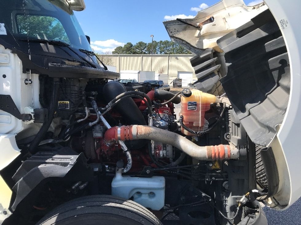 Sleeper Tractor-Heavy Duty Tractors-International-2020-LT625-Chesapeake-VA-679,707\n\t\tmiles-$ 37,750 - Image 20