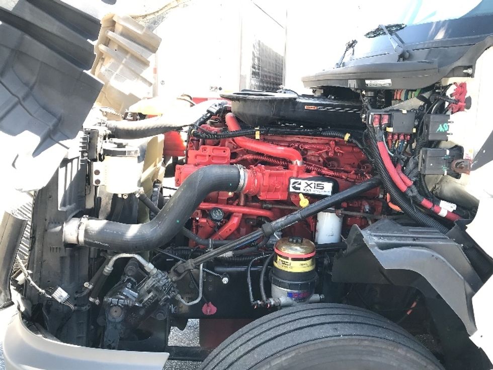 Sleeper Tractor-Heavy Duty Tractors-International-2020-LT625-Chesapeake-VA-679,707\n\t\tmiles-$ 37,750 - Image 21