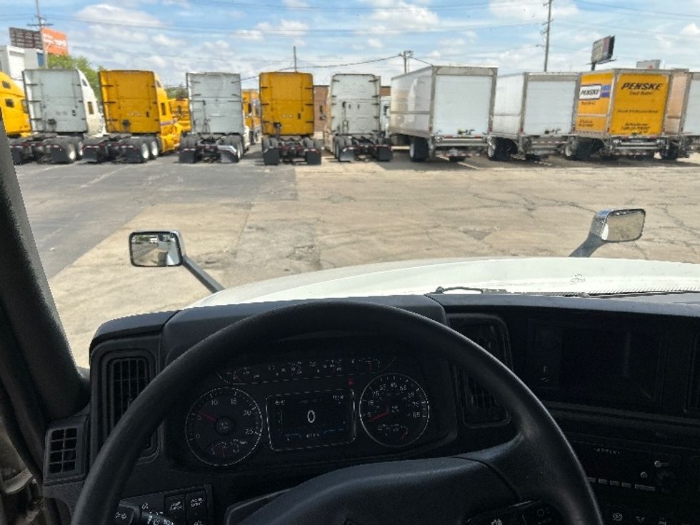Sleeper Tractor-Heavy Duty Tractors-International-2020-LT625-Chicago (Melrose Park)-IL-497,150\n\t\tmiles-$ 41,500 - Image 11