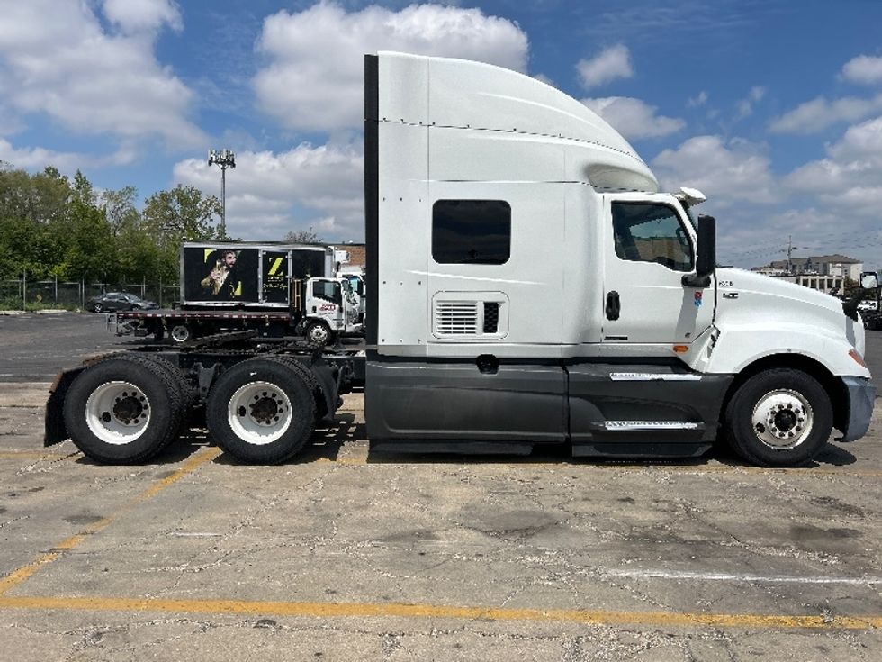Sleeper Tractor-Heavy Duty Tractors-International-2020-LT625-Chicago (Melrose Park)-IL-497,150\n\t\tmiles-$ 41,500 - Image 8