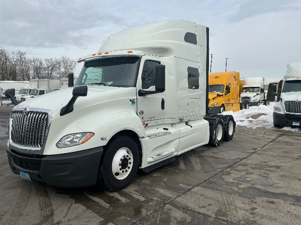 Sleeper Tractor-Heavy Duty Tractors-International-2020-LT625-Chicopee-MA-398,765\n\t\tmiles-$ 45,500 - Image 3