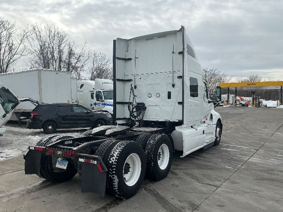 Sleeper Tractor-Heavy Duty Tractors-International-2020-LT625-Chicopee-MA-398,765\n\t\tmiles-$ 45,500 - Image 7