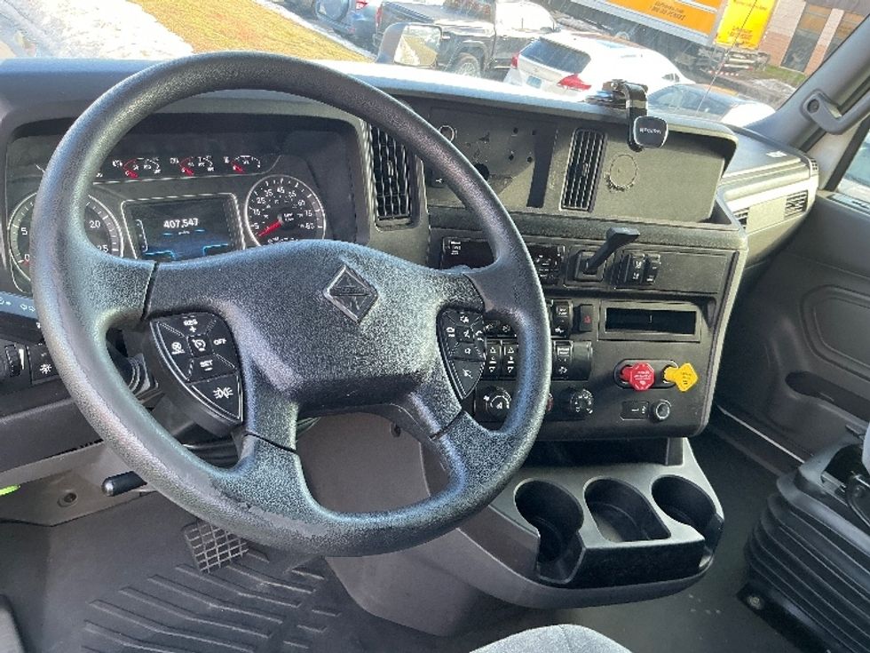 Sleeper Tractor-Heavy Duty Tractors-International-2020-LT625-Chicopee-MA-407,985\n\t\tmiles-$ 45,000 - Image 11