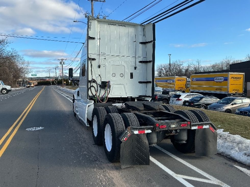 Sleeper Tractor-Heavy Duty Tractors-International-2020-LT625-Chicopee-MA-407,985\n\t\tmiles-$ 45,000 - Image 5