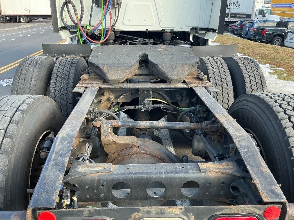 Sleeper Tractor-Heavy Duty Tractors-International-2020-LT625-Chicopee-MA-407,985\n\t\tmiles-$ 45,000 - Image 6