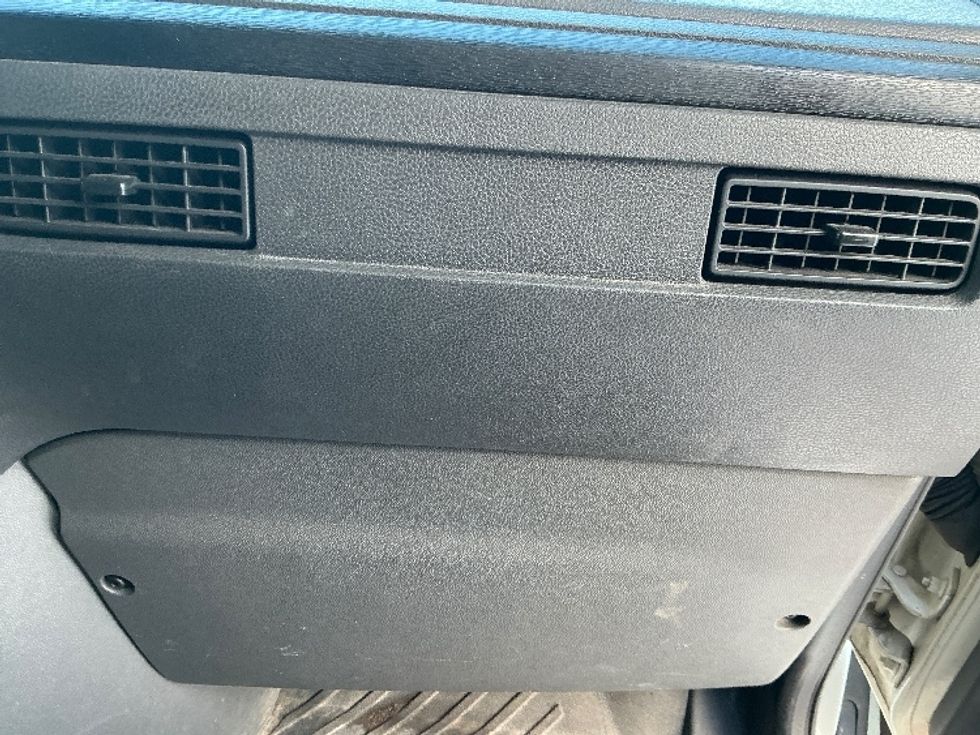 Sleeper Tractor-Heavy Duty Tractors-International-2020-LT625-Chicopee-MA-472,343\n\t\tmiles-$ 41,500 - Image 14