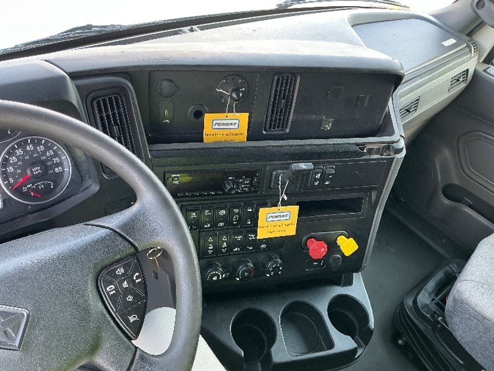 Sleeper Tractor-Heavy Duty Tractors-International-2020-LT625-Cincinnati-OH-398,729\n\t\tmiles-$ 50,000 - Image 11