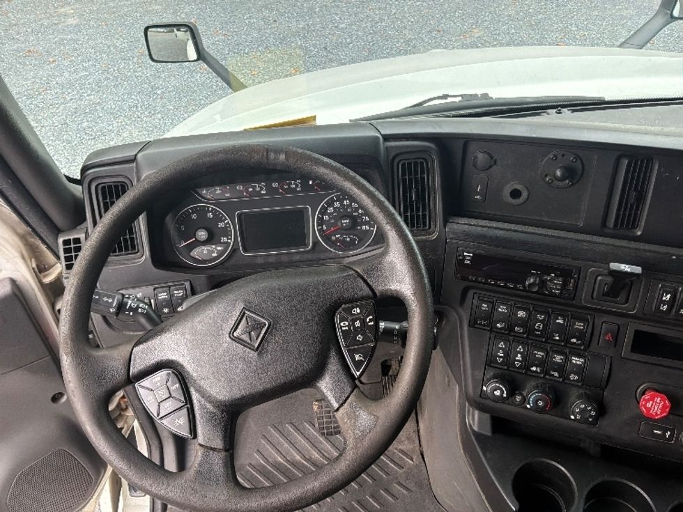 Sleeper Tractor-Heavy Duty Tractors-International-2020-LT625-Cleona-PA-594,732\n\t\tmiles-$ 46,000 - Image 11