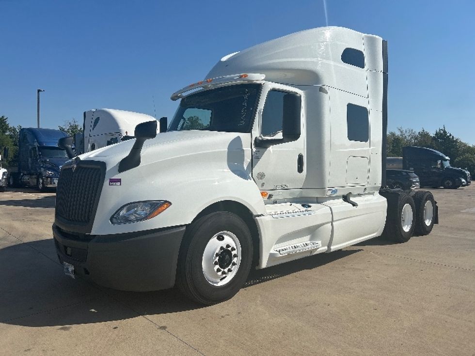 Sleeper Tractor-Heavy Duty Tractors-International-2020-LT625-Cleveland-TN-559,676\n\t\tmiles-$ 41,000 - Image 3