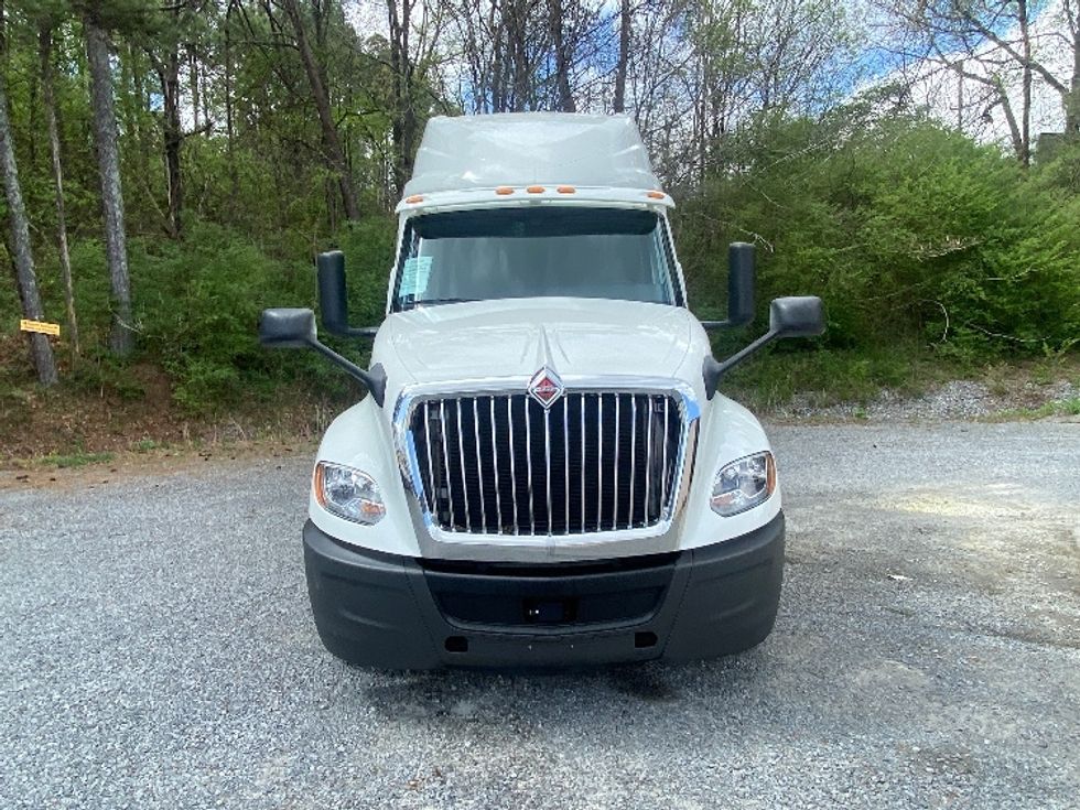 Sleeper Tractor-Heavy Duty Tractors-International-2020-LT625-Cleveland-TN-695,630\n\t\tmiles-$ 29,750 - Image 2