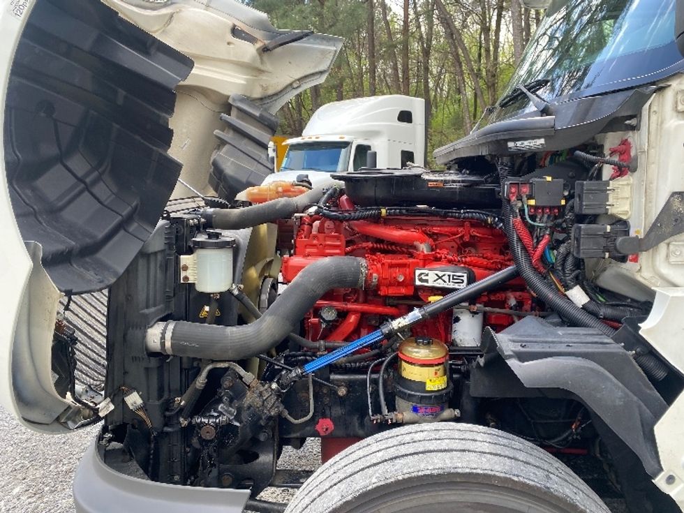 Sleeper Tractor-Heavy Duty Tractors-International-2020-LT625-Cleveland-TN-695,630\n\t\tmiles-$ 29,750 - Image 20