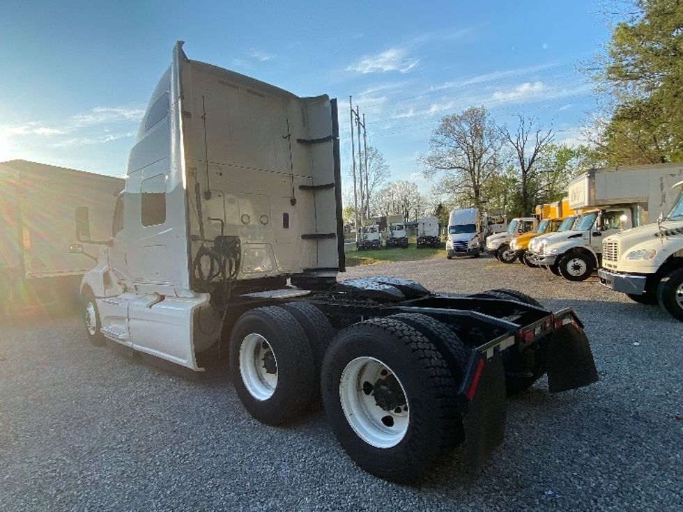 Sleeper Tractor-Heavy Duty Tractors-International-2020-LT625-Cleveland-TN-695,630\n\t\tmiles-$ 29,750 - Image 5
