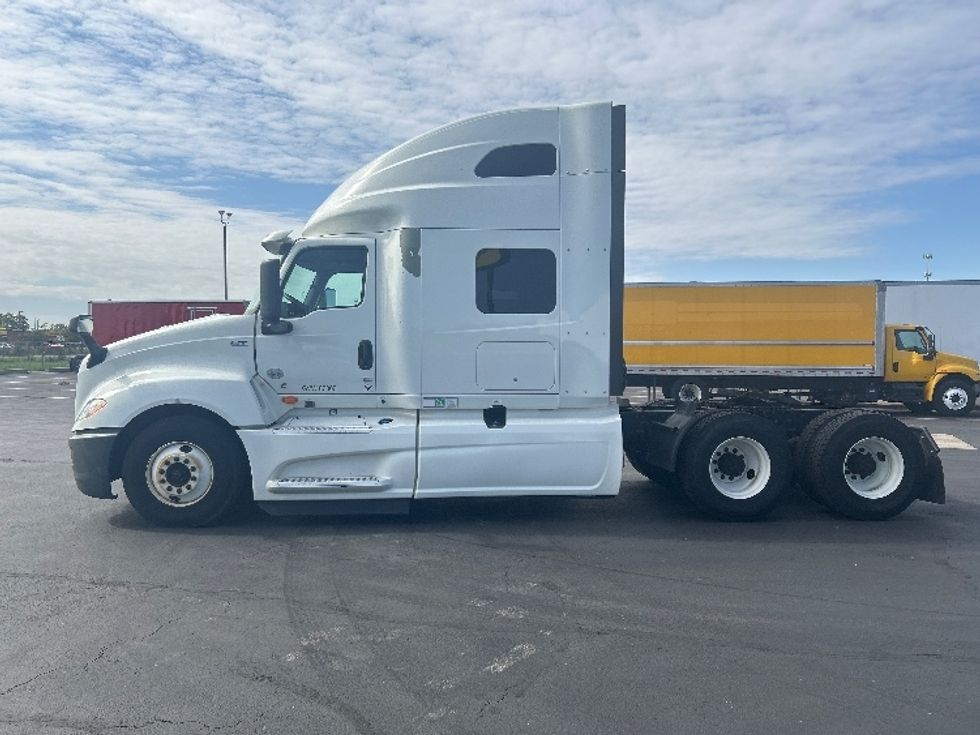 Sleeper Tractor-Heavy Duty Tractors-International-2020-LT625-Columbus-OH-496,883\n\t\tmiles-$ 52,500 - Image 4
