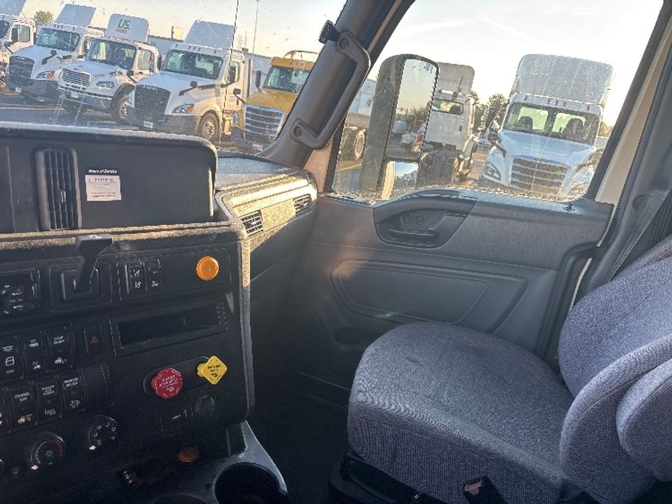 Sleeper Tractor-Heavy Duty Tractors-International-2020-LT625-Columbus-OH-729,882\n\t\tmiles-$ 29,000 - Image 12