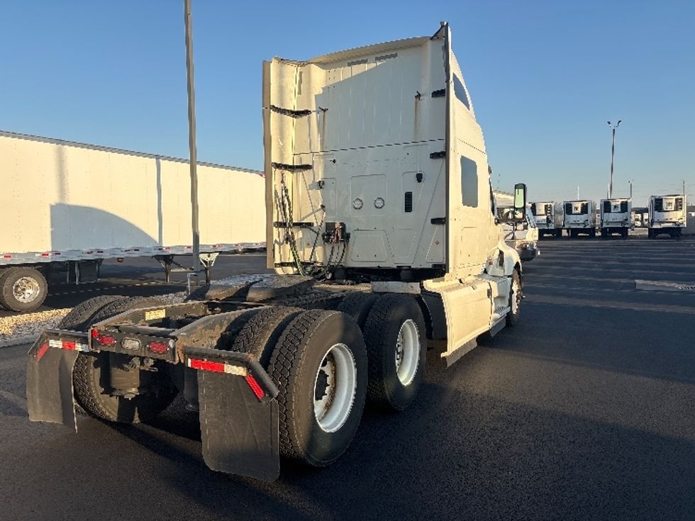 Sleeper Tractor-Heavy Duty Tractors-International-2020-LT625-Columbus-OH-729,882\n\t\tmiles-$ 29,000 - Image 7