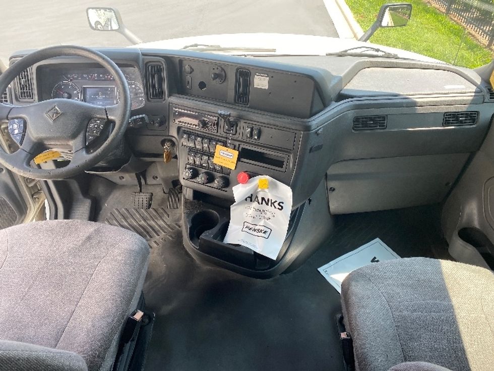Sleeper Tractor-Heavy Duty Tractors-International-2020-LT625-Concord-NC-503,655\n\t\tmiles-$ 52,250 - Image 12