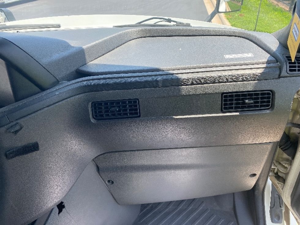Sleeper Tractor-Heavy Duty Tractors-International-2020-LT625-Concord-NC-503,655\n\t\tmiles-$ 52,250 - Image 14